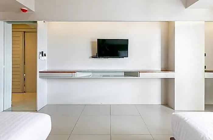 A Sathorn Hotel 2*